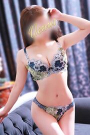 🐝りょう🍀　完全美人なお嬢様